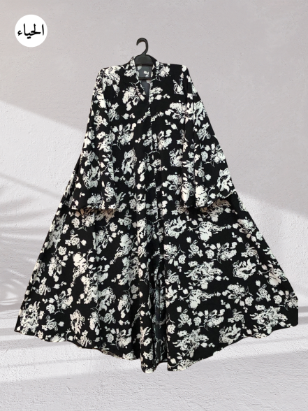 Monochrome Rose Bush Button-Front Abaya